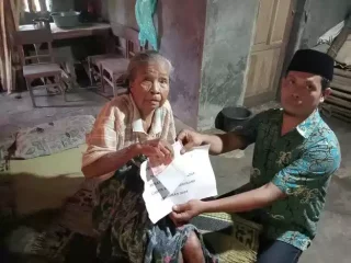Pemdes Sukanagara Salurkan BLT Dana Desa Tahap 1