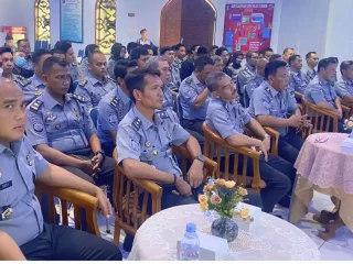 Kakanwil Kemenkumham Jabar, Beri Pengarahan dan Penguatan Kepada Jajaran Pegawai Lapas Cirebon dan Rupbasan Cirebon