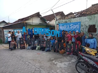 Relawan Jokowi Bergerak Bersama Prabowo Deklarasi Dukung Andra Soni Gubernur Banten di Pemukiman Warga