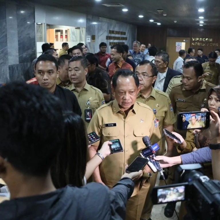 Mendagri Minta Pj. Kepala Daerah yang Maju Pilkada Mengundurkan Diri