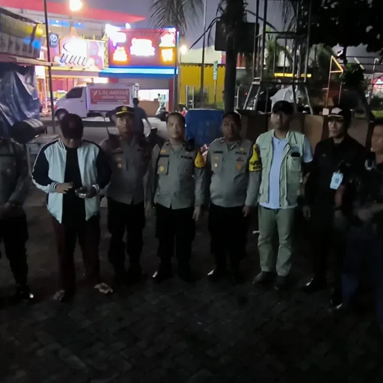 Kapolsek Kemayoran Tindaklanjuti Perselisihan Antar Kelompok Masyarakat