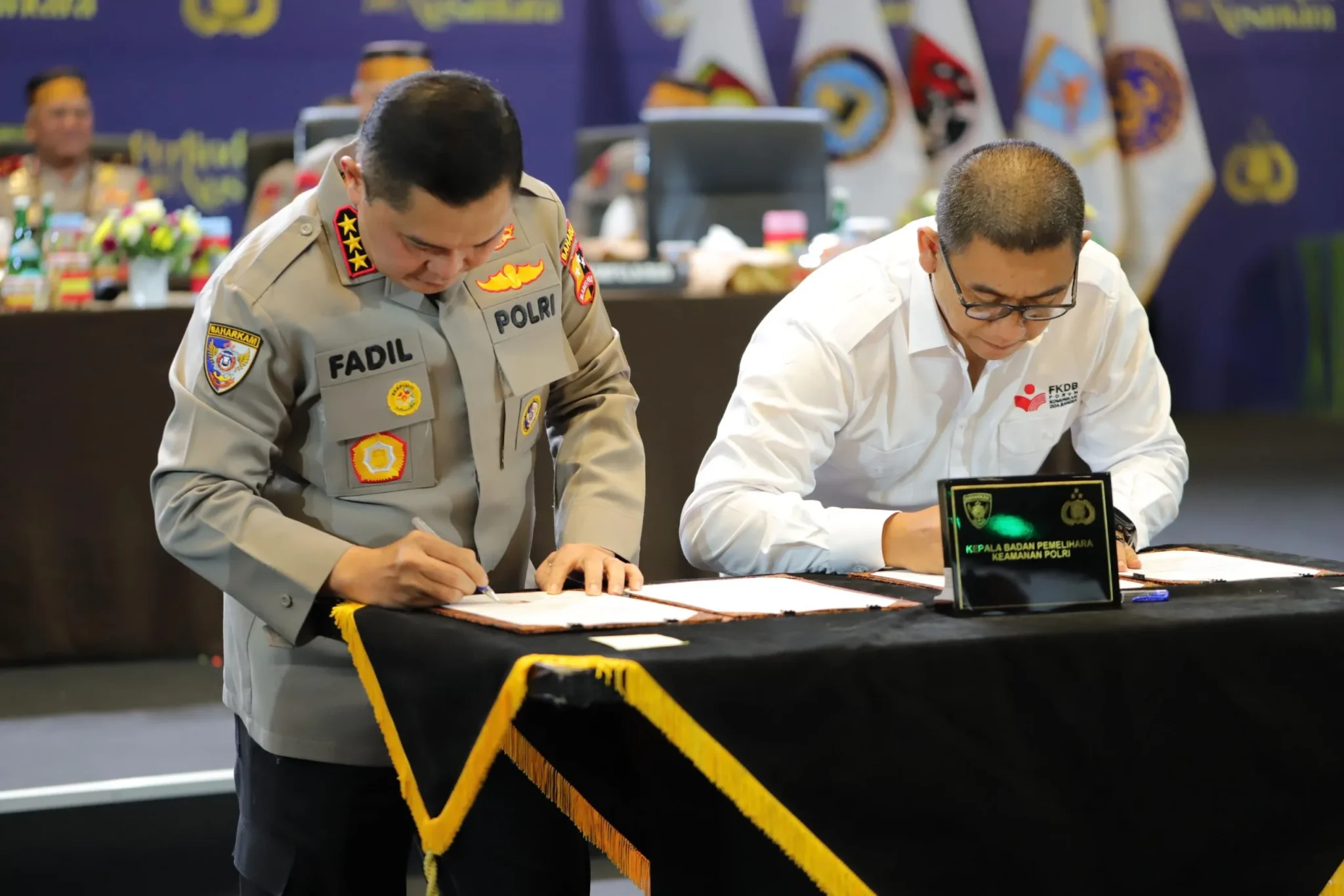 Kabaharkam Polri Komjen Pol. Dr. Fadil Imran Perpanjangan Kerjasama PKS Polri-FKDB di sektor Pertanian 1 Kabaharkam Polri Komjen Pol. Dr. Fadil Imran Perpanjangan Kerjasama PKS Polri-FKDB di sektor Pertanian