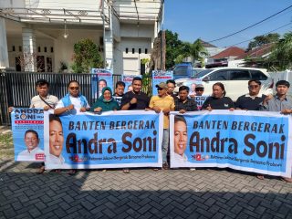 Relawan di Kecamatan Cilegon Deklarasikan Andra Soni dari Anak Kampung Jadi Gubernur Banten