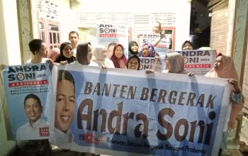 Warga Citangkil Kecamatan Cilegon Siap Menangkan Andra Soni Gubernur Banten 3 Warga Citangkil Kecamatan Cilegon Siap Menangkan Andra Soni Gubernur Banten