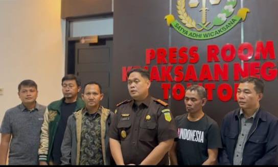 Cerdik, Kejari Tolitoli Berhasil "Menjebak" DPO Kasus Korupsi Pengadaan Tanah dari Kejari Sumbawa 7 Cerdik, Kejari Tolitoli Berhasil "Menjebak" DPO Kasus Korupsi Pengadaan Tanah dari Kejari Sumbawa I PojokPublik
