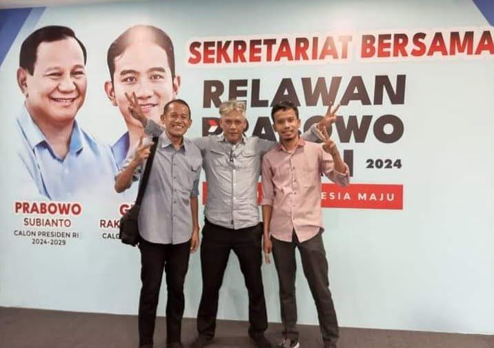 Revitriyoso: Prabowo -Gibran Semakin Solid, Upaya Adu Domba Isu Fufufafa Gagal Total 7 Revitriyoso: Prabowo -Gibran Semakin Solid, Upaya Adu Domba Isu Fufufafa Gagal Total I PojokPublik