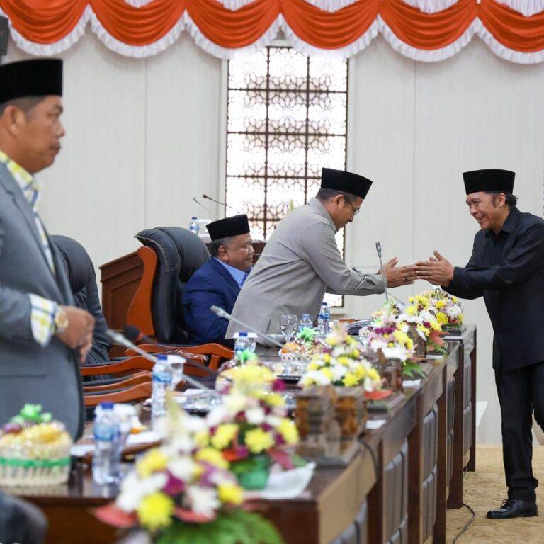 Pj Gubernur Al Muktabar Sampaikan Jawaban Atas Pandangan Fraksi DPRD Banten Terkait Raperda APBD TA 2025 12 Pj Gubernur Al Muktabar Sampaikan Jawaban Atas Pandangan Fraksi DPRD Banten Terkait Raperda APBD TA 2025