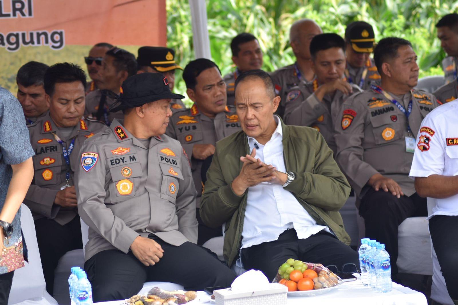 Forum Komunikasi Doa Bangsa (FKDB) Bangun Kerjasama dengan Baharkam Polri di Sektor Pertanian 6 Forum Komunikasi Doa Bangsa (FKDB) Bangun Kerjasama dengan Baharkam Polri di Sektor Pertanian I PojokPublik