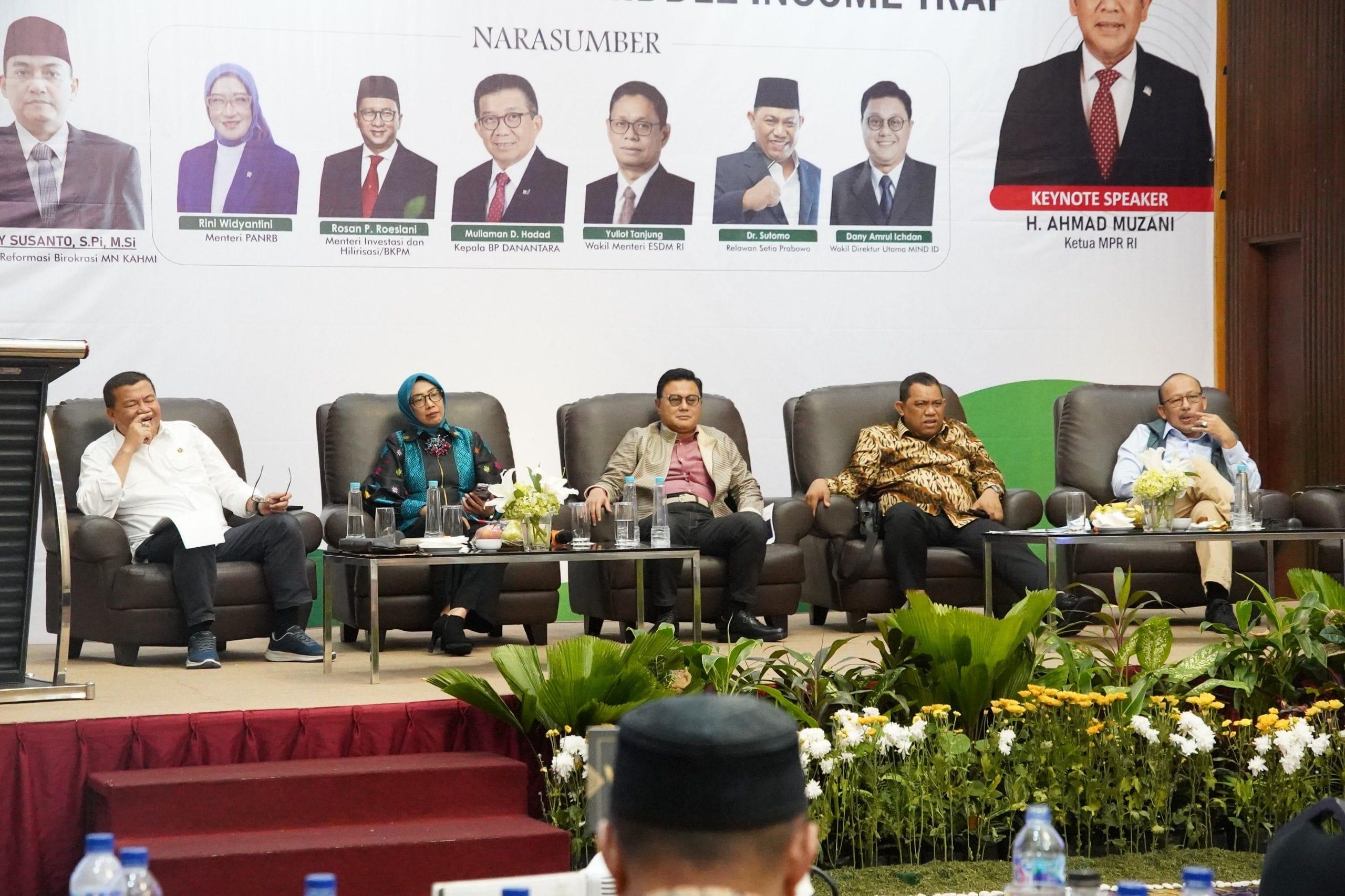 Transformasi Birokrasi dan Good Governance: Kunci Indonesia Keluar dari Middle Income Trap 7 Transformasi Birokrasi dan Good Governance: Kunci Indonesia Keluar dari Middle Income Trap I PojokPublik