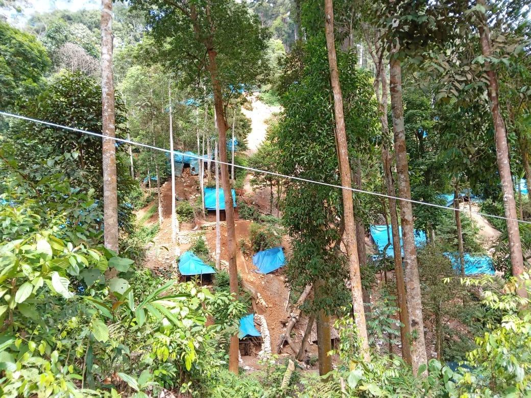 Bos Penambang Emas Ilegal Kebal Hukum, Wartawan Korban Penganiayaan Minta Presiden Prabowo Turun Tangan 7 Bos Penambang Emas Ilegal Kebal Hukum, Wartawan Korban Penganiayaan Minta Presiden Prabowo Turun Tangan I PojokPublik