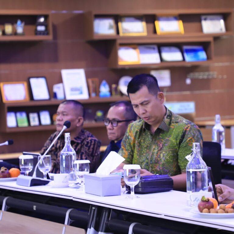 Diskusi Permen No. 23: APPAMSI Gelar FGD Bersama Kemendagri dan Ombudsman Tentang Pengelolaan BUMD Air Minum 2 Diskusi Permen No. 23: APPAMSI Gelar FGD Bersama Kemendagri dan Ombudsman Tentang Pengelolaan BUMD Air Minum I PojokPublik