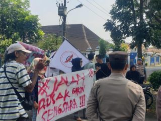 Audiensi GMBI ke Kejari Lebak, Soroti Dugaan Kerugian Negara Rp12 Miliar di PUPR
