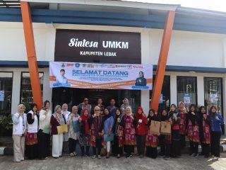 Dorong Peningkatan Kualitas dan Daya Saing Produk UMKM Lokal, Dinas Koperasi dan UMKM Lebak Gelar Acara Geyar Kemasan dan Sertifikat Halal