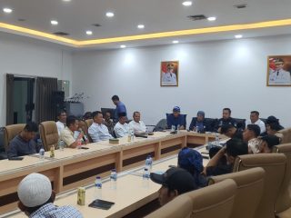 Komunitas Huntara Cigobang Curhat ke Fraksi Nasdem DPRD Banten
