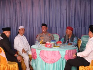 Kebersamaan Ulama dan Aparat Kepolisian, Kapolda Banten Hadiri Acara Walimatusaafar di Serang