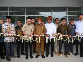 Gubernur Banten Andra Soni Resmikan RSUD Uwes Qorny Cilograng Kabupaten Lebak