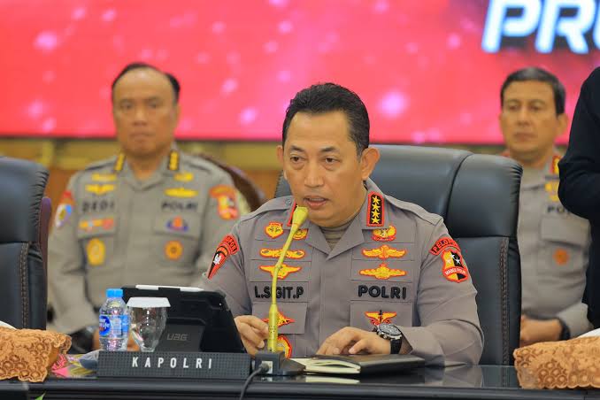 Agus Partono Desak Kapolri Tindak Tegas Tambang Emas Ilegal dan Copot Kapolsek Siabu 7 Agus Partono Desak Kapolri Tindak Tegas Tambang Emas Ilegal dan Copot Kapolsek Siabu I PojokPublik