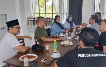 Aep Saepudin Sutarlan (Aepdinlan) - "Korea Berjuang" 3 Aep Saepudin Sutarlan (Aepdinlan) - "Korea Berjuang"