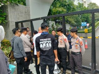 RPM dan PKN Demo Kantor BUMN, Desak Periksa Aset Listrik di Lebak Selatan