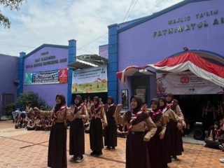 Merayakan HUT Pramuka ke 64, MTs Fathimatul Amin Gelar Aneka Lomba