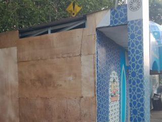 Warga Keluhkan Bangunan Bekas Pos Pengamanan Pemilu dan Nataru Buat Kumuh Alun-Alun Rangkasbitung