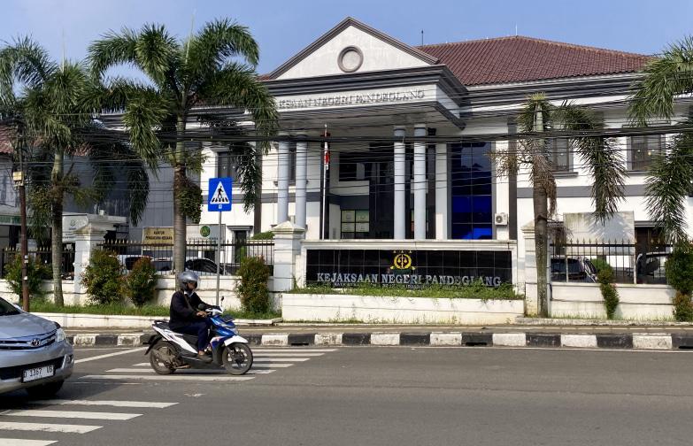 Jadi Perhatian Publik, CBA Minta Kejari Pandeglang Tak Lambat Telusuri Temuan Perjalanan Dinas Setwan 7 Jadi Perhatian Publik, CBA Minta Kejari Pandeglang Tak Lambat Telusuri Temuan Perjalanan Dinas Setwan I PojokPublik