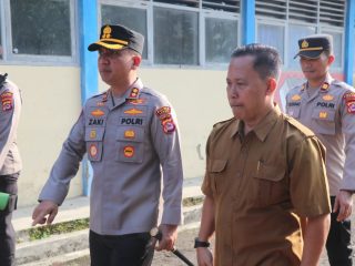 Cegah Radikalisme, Kapolres Lebak Jadi Inspektur Upacara di SMK Setiabudi Rangkasbitung