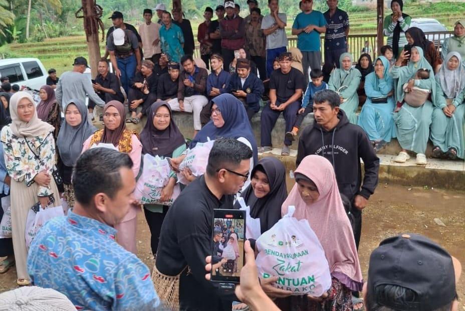πΉalan Cikatomas - Tegalumbu Dibangun Warga Ucapkan Terimakasih Kepada Gubernur Banten 7 πΉalan Cikatomas - Tegalumbu Dibangun Warga Ucapkan Terimakasih Kepada Gubernur Banten I PojokPublik