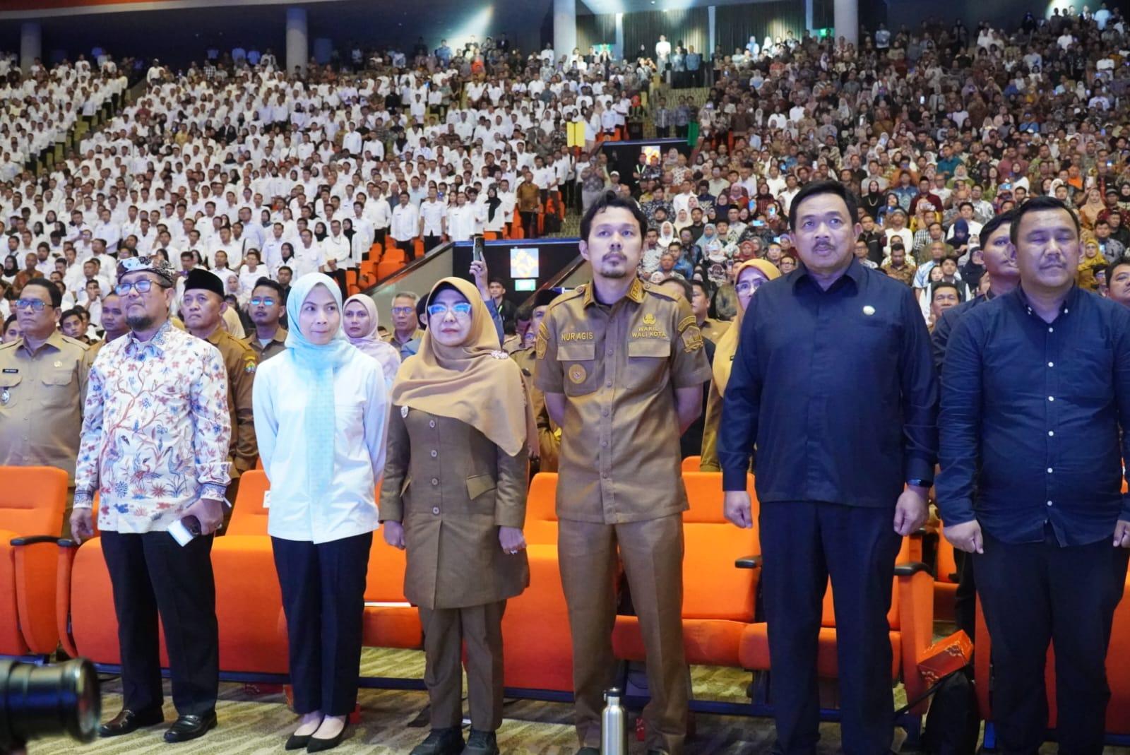 BGN RI Gelar Rapat Konsolidasi Bupati Dewi : Pemkab Pandeglang Komitmen Dukung Program Makan Bergizi Gratis 7 BGN RI Gelar Rapat Konsolidasi Bupati Dewi : Pemkab Pandeglang Komitmen Dukung Program Makan Bergizi Gratis I PojokPublik