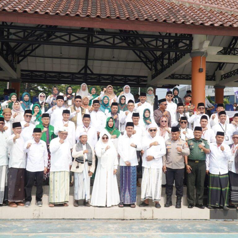 Bupati Dewi dan Wakil Bupati Iing Hadiri Kick Off Hari Santri Nasional ke 10 Tingkat Kabupaten