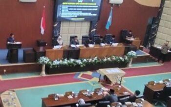 DPRD Pandeglang Gelar Rapat Paripurna Sampaikan Aspirasi masyarakat 8 DPRD Pandeglang Gelar Rapat Paripurna Sampaikan Aspirasi masyarakat I PojokPublik