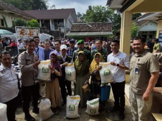 Pemerintah Segera Salurkan Bantuan Pangan Beras dan Minyak Goreng Alokasi Oktober - November 2025