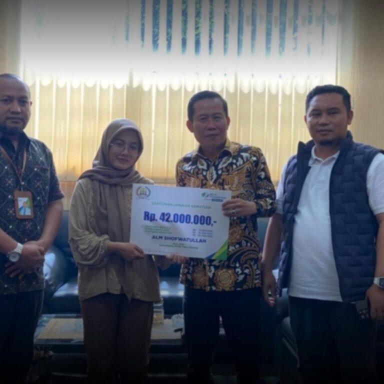 Serahkan Santunan dari BPJS ke Ahli Waris, DPRD Kota Serang Dukung Kesejahteraan Para Pekerja