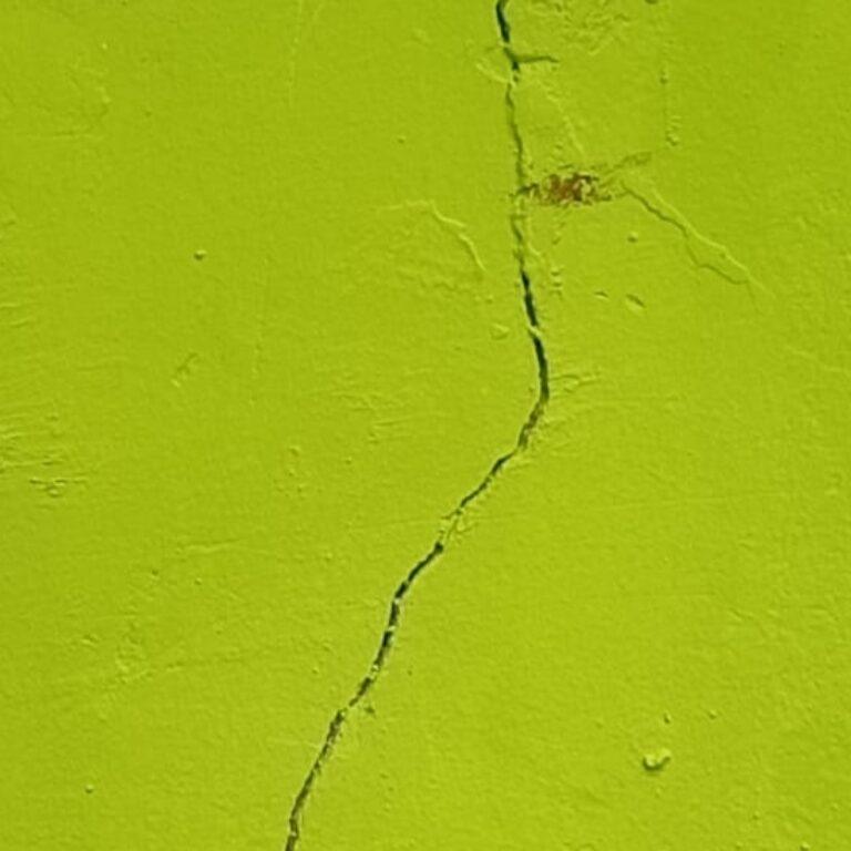 Diduga Asal Jadi, Rehabilitasi Ruang Kelas SMPN 2 Cilograng Disorot