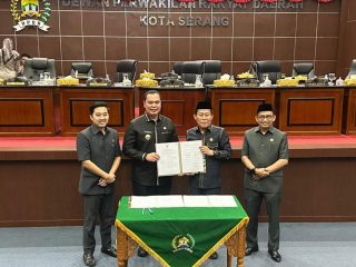 Dorong Pelayanan Publik dan Investasi, DPRD Kota Serang Sahkan Tiga Perda Strategis