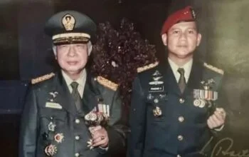 Mengubur Reformasi dengan Gelar Kepahlawanan Soeharto 4 Mengubur Reformasi dengan Gelar Kepahlawanan Soeharto I PojokPublik
