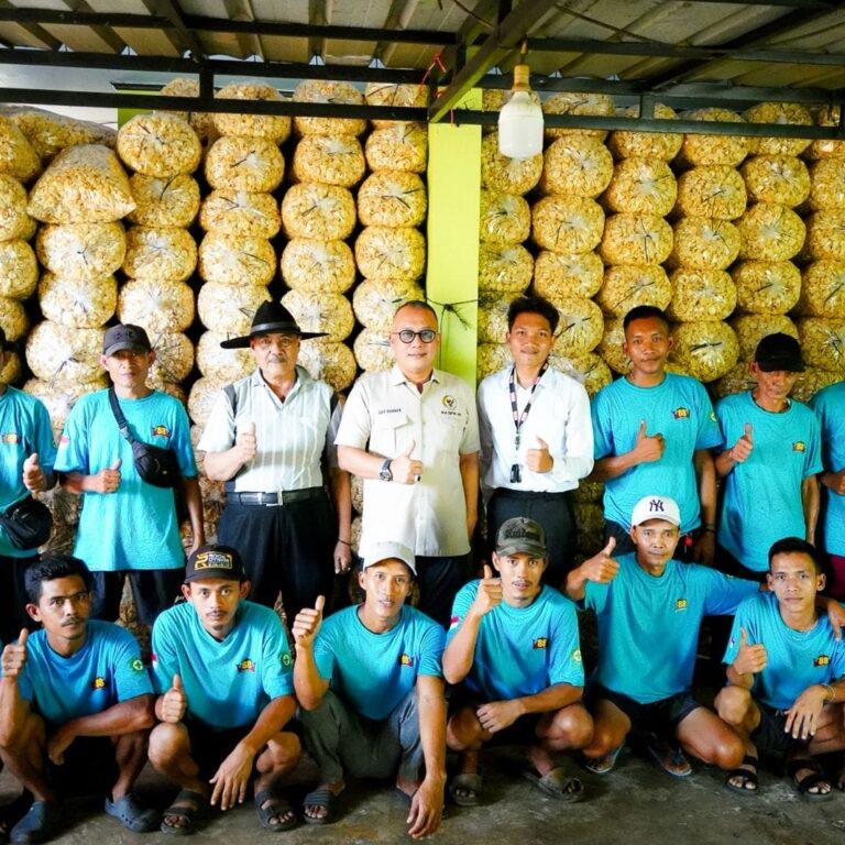 Arif Rahman: Produk Lokal Kita Harus Mendunia 12 Arif Rahman,DPR RI fraksi NasDem,Emping Melinjo,Pandeglang,