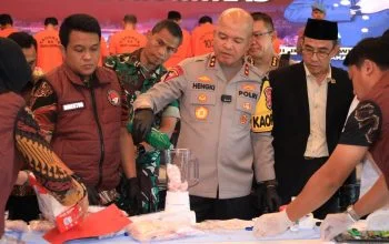 Polda Banten Musnahkan 12 Kg Narkoba dan Ribuan Botol Miras 7 Polda Banten Musnahkan 12 Kg Narkoba dan Ribuan Botol Miras I PojokPublik