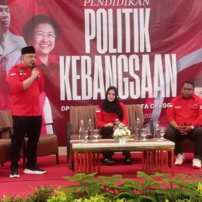 Reno Yanuar: Pendidikan Politik Kebangsaan Momentum Penguatan Ideologi Dan Konsolidasi Kader Partai di Tingkat Daerah 9 Reno Yanuar: Pendidikan Politik Kebangsaan Momentum Penguatan Ideologi Dan Konsolidasi Kader Partai di Tingkat Daerah I PojokPublik