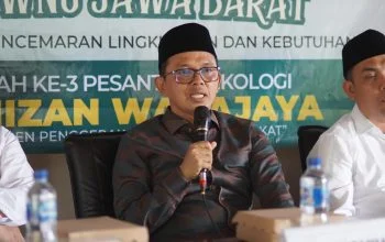 LBM PWNU Jabar Gandeng Pesantren Ekologi Al-Mizan bahas fiqih Lingkungan: Eksploitasi SDA yang Merusak Ditegaskan Haram 3 LBM PWNU Jabar Gandeng Pesantren Ekologi Al-Mizan bahas fiqih Lingkungan: Eksploitasi SDA yang Merusak Ditegaskan Haram