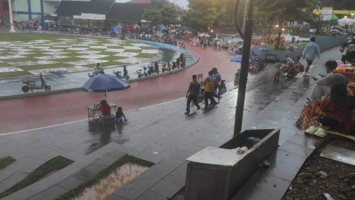 Proyek Lapdek Senilai Rp650 Juta di Kota Sukabumi Disorot 7 Proyek Lapdek Senilai Rp650 Juta di Kota Sukabumi Disorot I PojokPublik