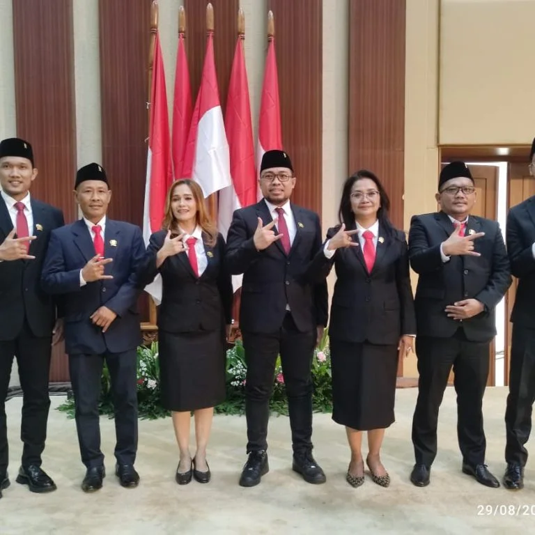 Fraksi PDIP DPRD Tangsel Tegaskan Komitmen Kawal Aspirasi Warga 9 Fraksi PDIP DPRD Tangsel Tegaskan Komitmen Kawal Aspirasi Warga I PojokPublik