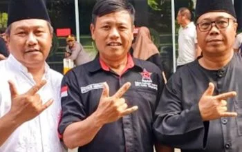 Petrus Herman Pegiat Demokrasi, Soal Wacana PILKADA Oleh DPRD: Para Elit Politik Kok Berpikir Mundur 3 Petrus Herman Pegiat Demokrasi, Soal Wacana PILKADA Oleh DPRD: Para Elit Politik Kok Berpikir Mundur I PojokPublik