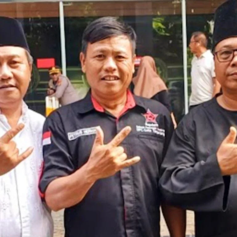 Petrus Herman Pegiat Demokrasi, Soal Wacana PILKADA Oleh DPRD: Para Elit Politik Kok Berpikir Mundur 9 Petrus Herman Pegiat Demokrasi, Soal Wacana PILKADA Oleh DPRD: Para Elit Politik Kok Berpikir Mundur I PojokPublik