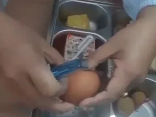 Diduga Tak Layak Konsumsi, Menu MBG SMAN 1 Cigemblong Viral
