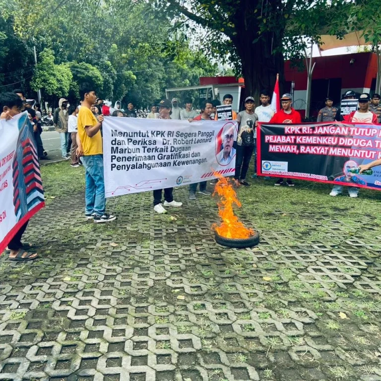 Staf Ahli Kemenkeu Diduga Terima Mobil dari Toyota/Astra, Himpunan Millenial Minta Penegakan Hukum 9 Staf Ahli Kemenkeu Diduga Terima Mobil dari Toyota/Astra, Himpunan Millenial Minta Penegakan Hukum I PojokPublik