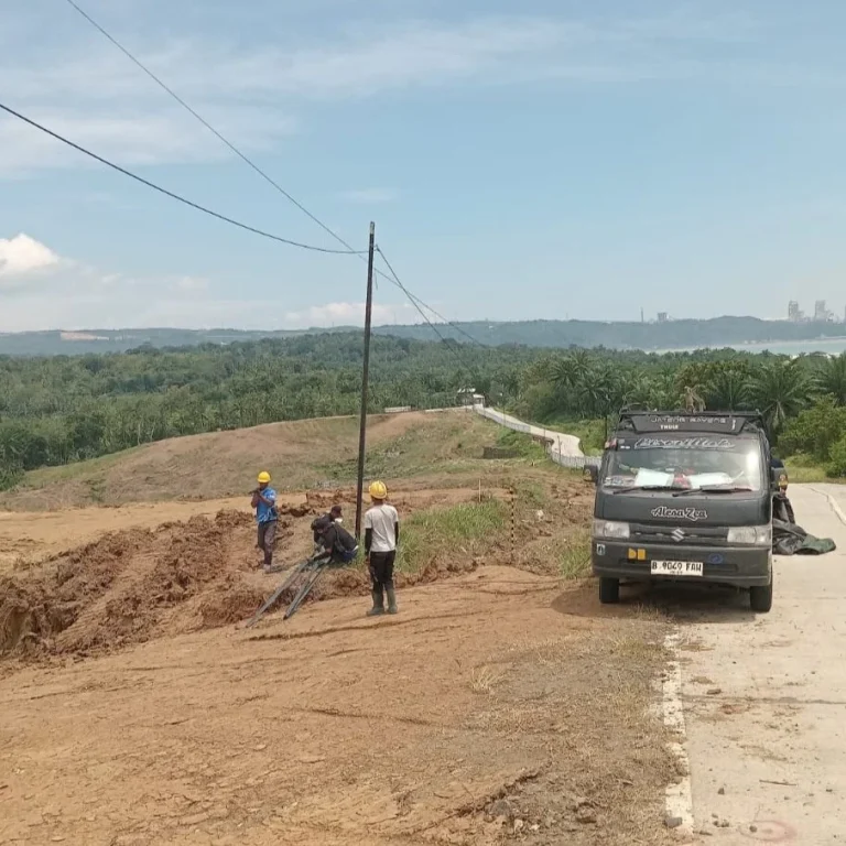 Proyek Sekolah Rakyat di Lebak Disorot, PT Hutama Karya Diduga Langgar Aturan 9 Proyek Sekolah Rakyat di Lebak Disorot, PT Hutama Karya Diduga Langgar Aturan I PojokPublik