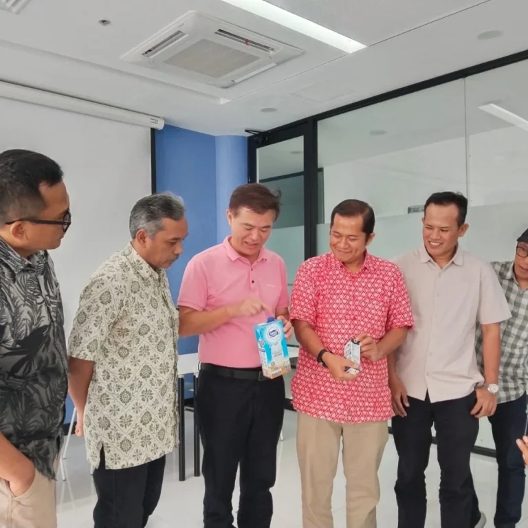 Pers Dorong Konsumsi Susu Nasional Melalui Karya Jurnalistik 8 Pers Dorong Konsumsi Susu Nasional Melalui Karya Jurnalistik I PojokPublik