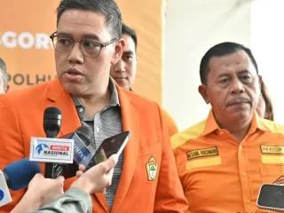 Kasus Es Gabus Kemayoran, Dave Laksono Minta Penanganan Transparan
