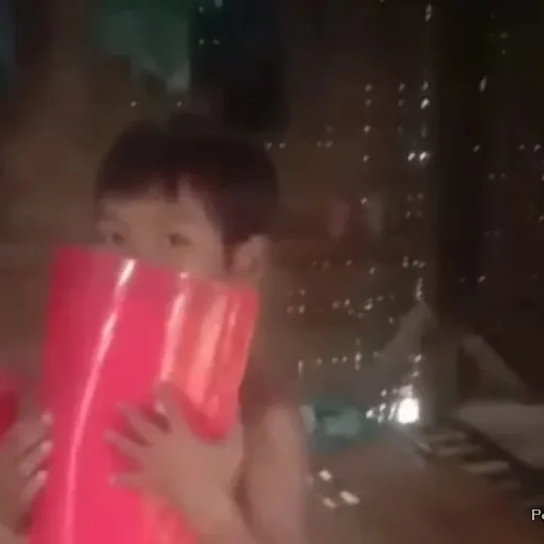 Rumah Nyaris Roboh, Warga di Cihara Berharap Bantuan Pemerintah 9 Rumah Nyaris Roboh, Warga di Cihara Berharap Bantuan Pemerintah I PojokPublik